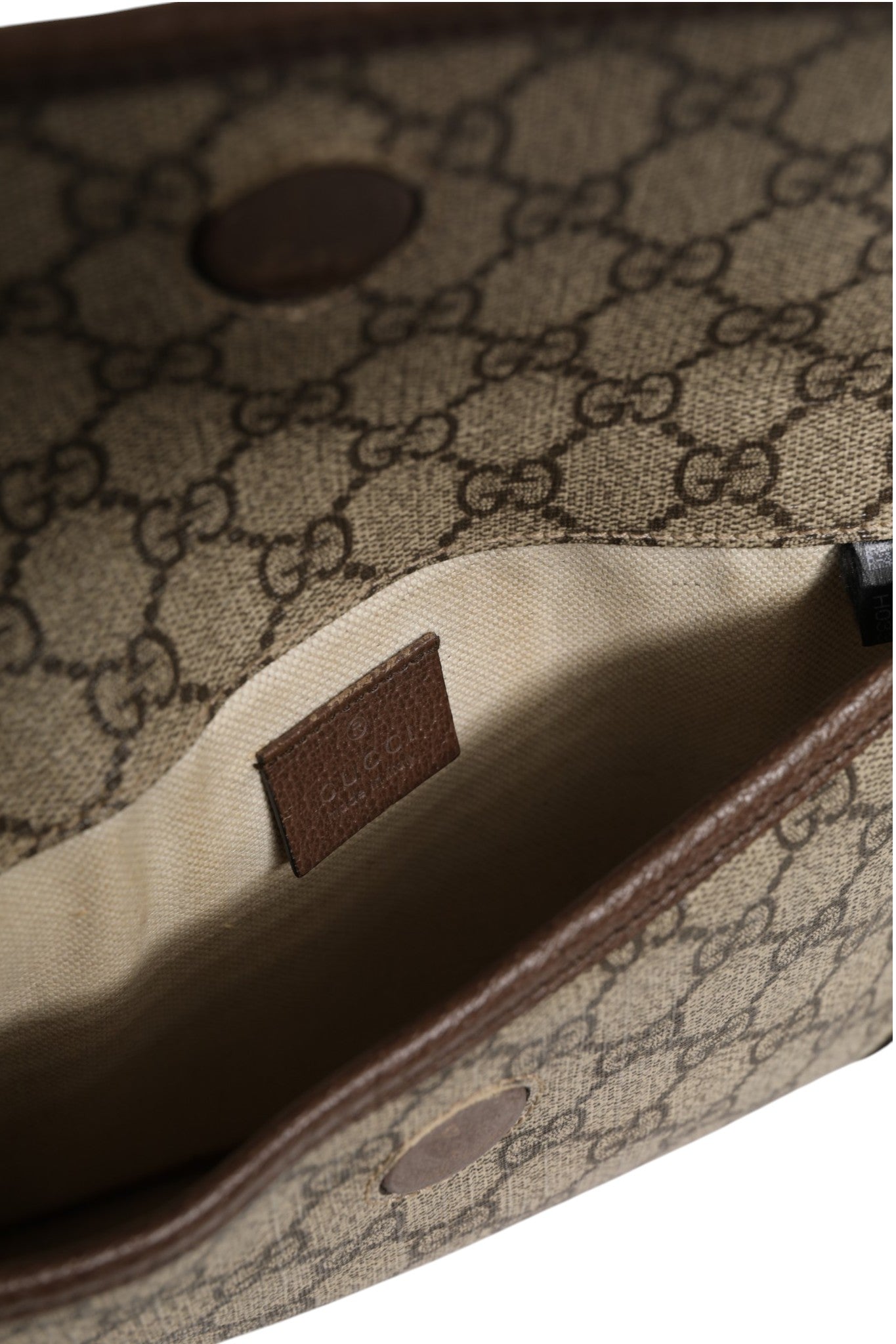 Gucci GG Neo Supreme Canvas Belt Bag